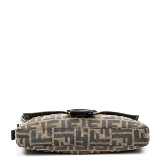 Fendi Baguette - Picture 6 of 9